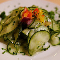 Uborka saláta